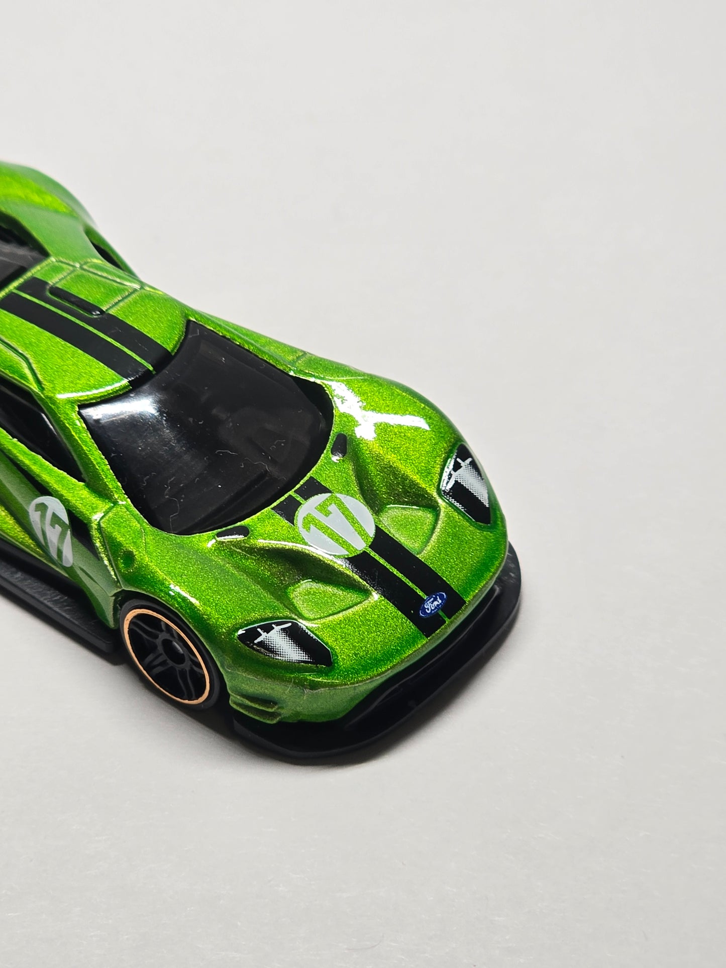 Ford GT Race Keychain