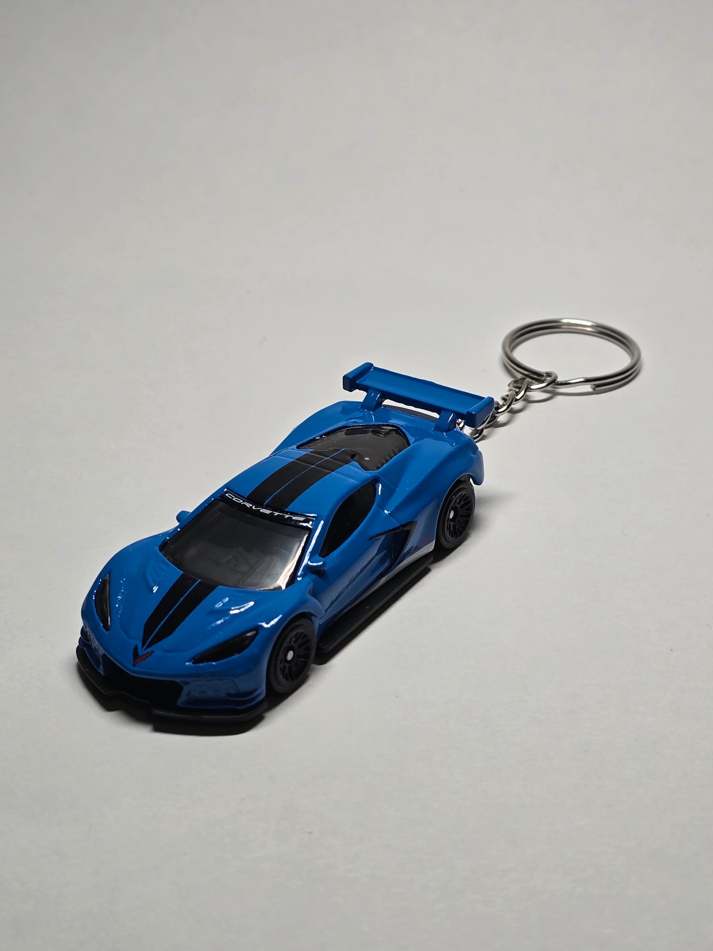 Corvette C8 Keychain