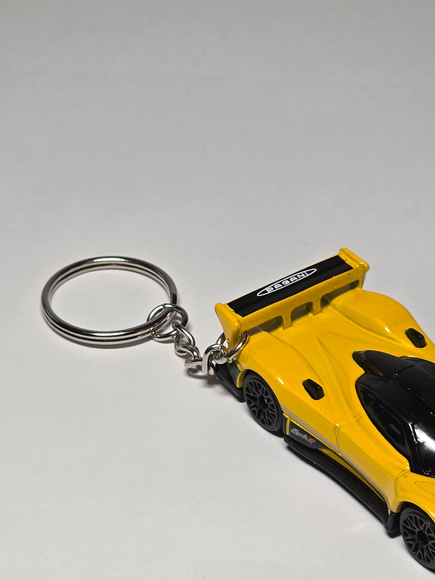 Pagani Zonda R Keychain