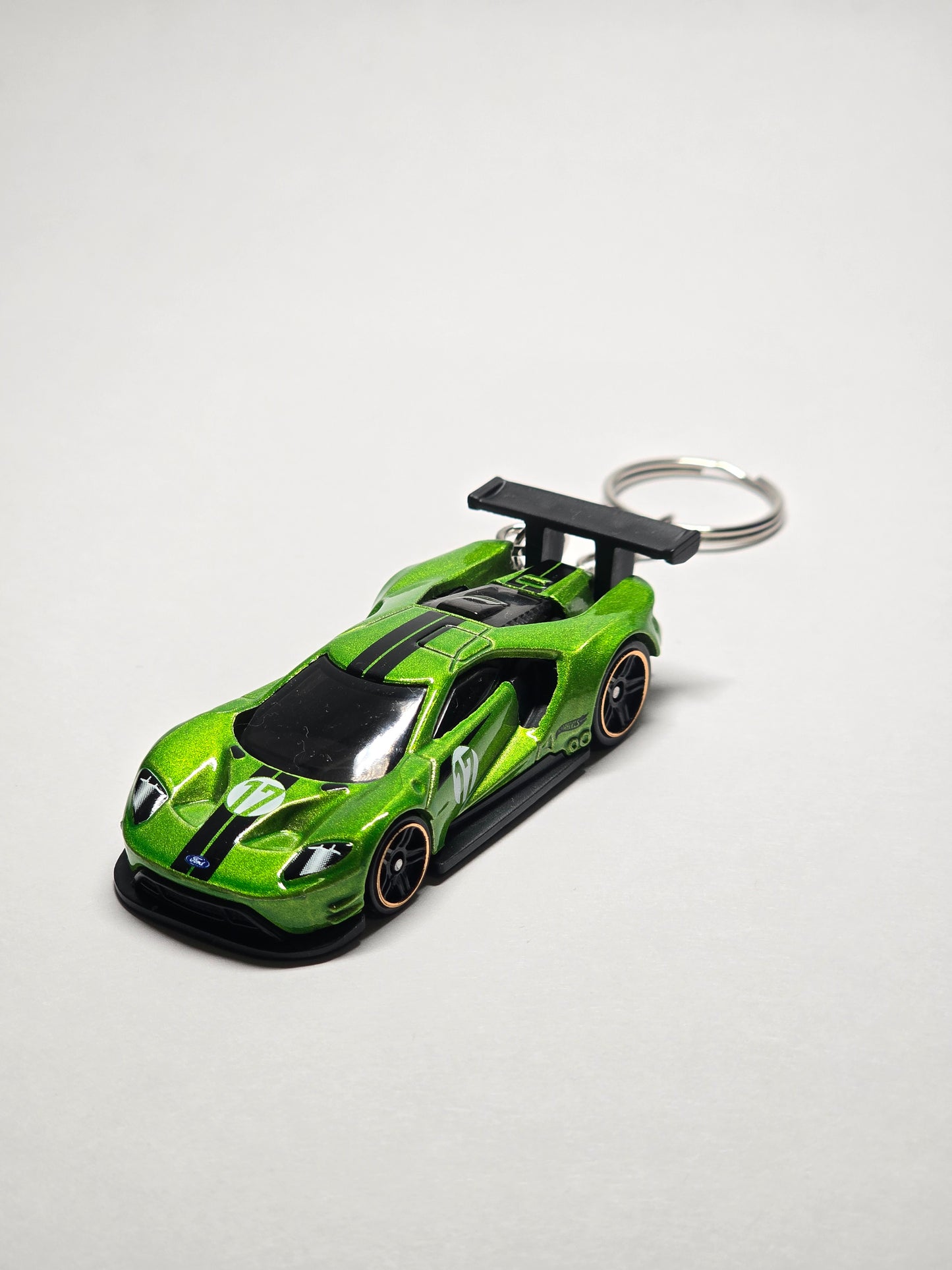 Ford GT Race Keychain