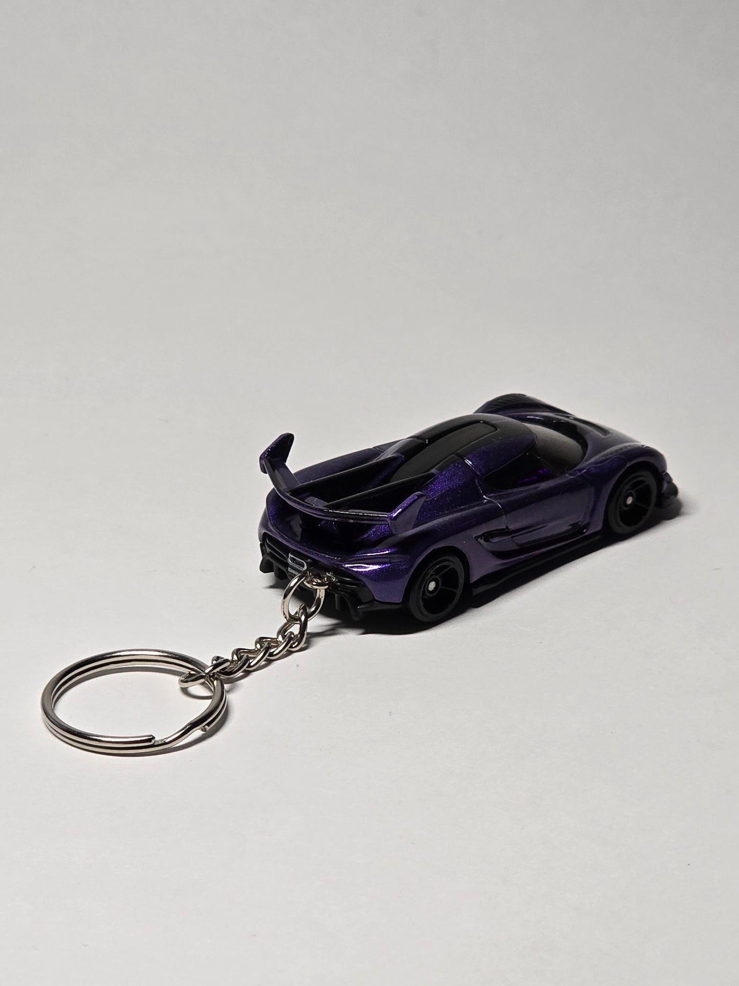 Koenigsegg Jesko Keychain