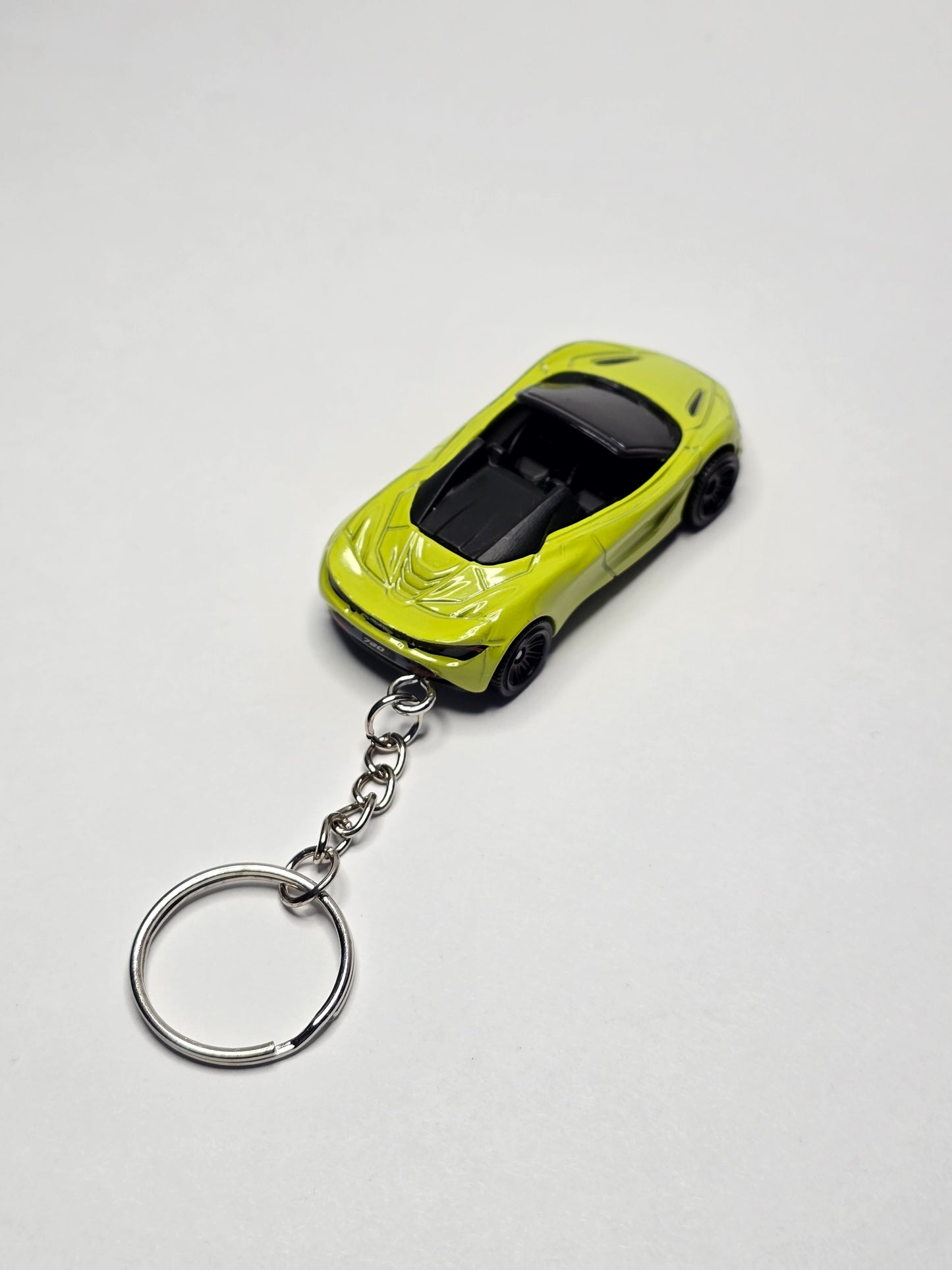 Mclaren 720s Spider Keychain